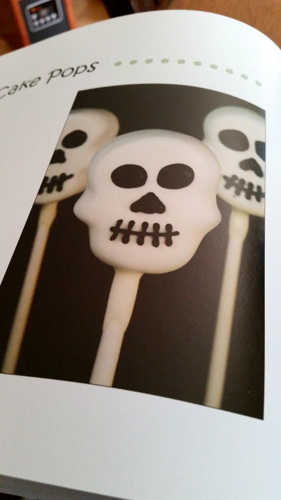 skeleton cake pops