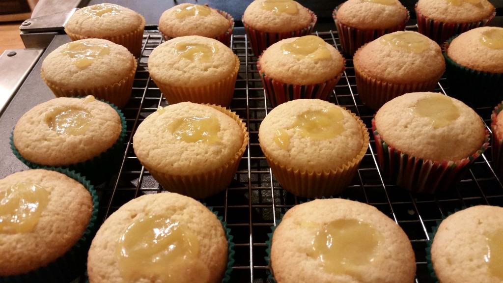 lemon curd filled cupcakes