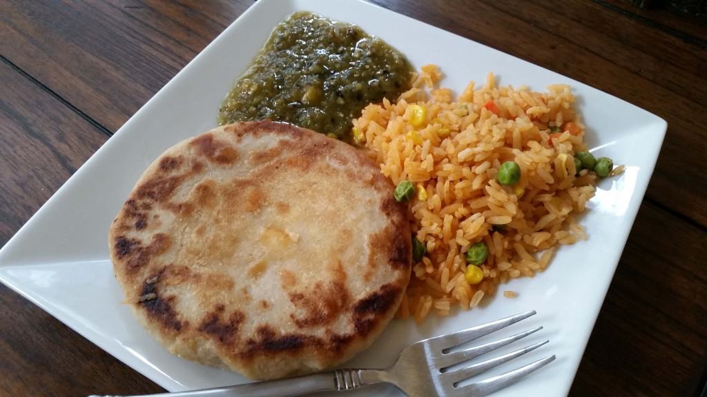 chicken and bell pepper pupusa