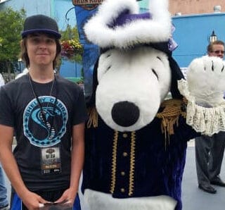 stephen and snoopy at Knott's Berry Farm