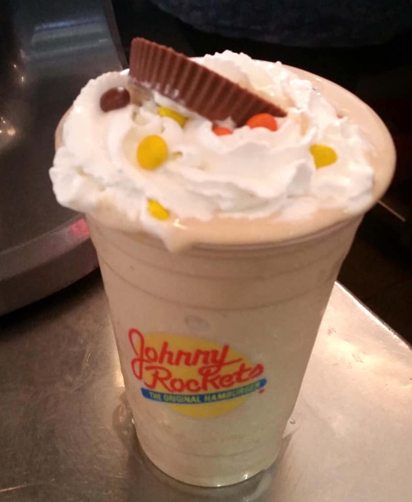 peanut butter cup shake