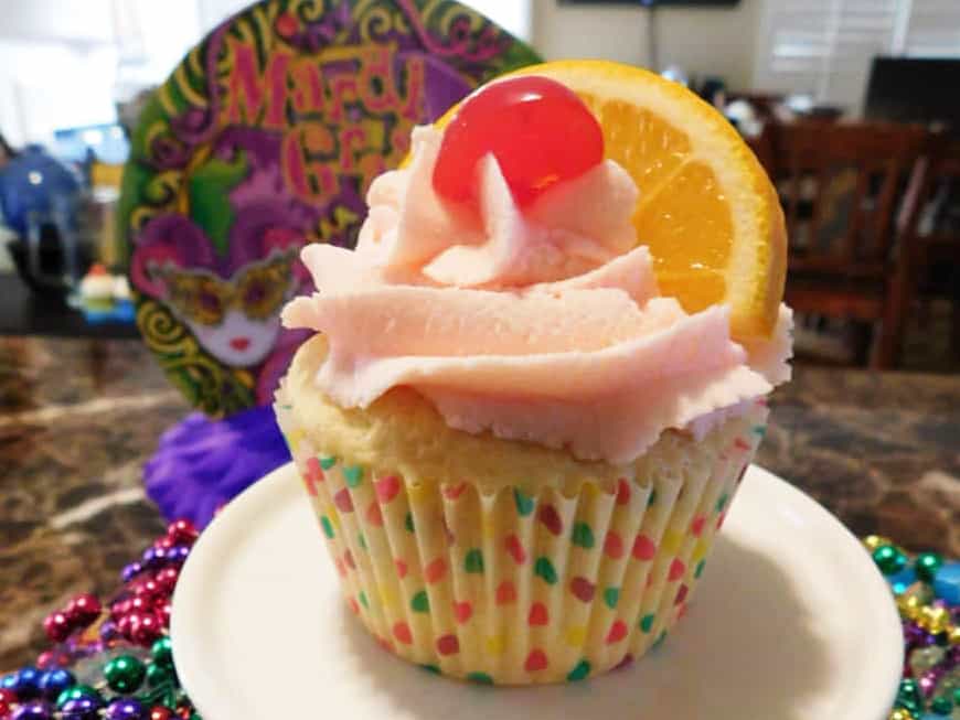 Mardi Gras Cupcakes: Dangerous Cupcakes, Hurricane-Style for the Holiday