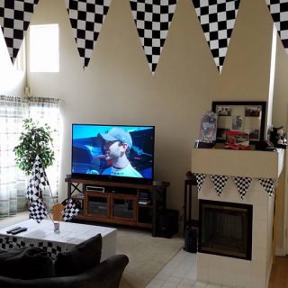 hosting a daytona 500 party