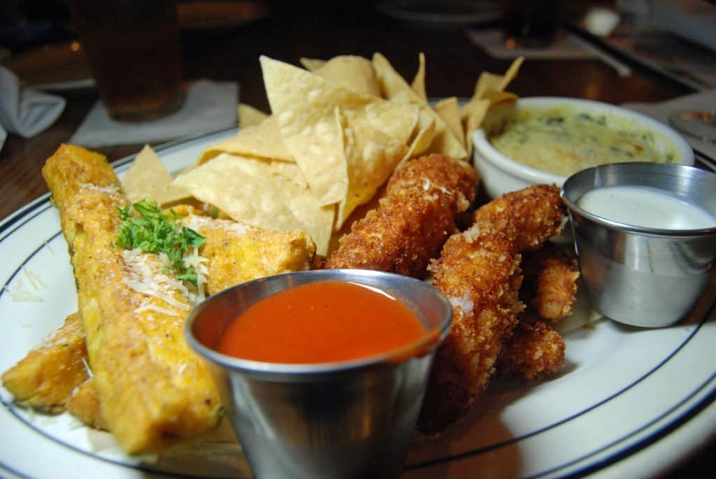 Mimi's Cafe appetizer trio