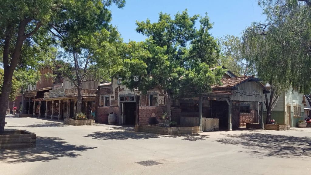 Experiencing Knott's Ghost Town Alive