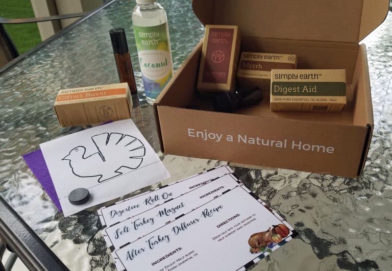 Monthly Essential Oil Box Subscription from Simply Earth