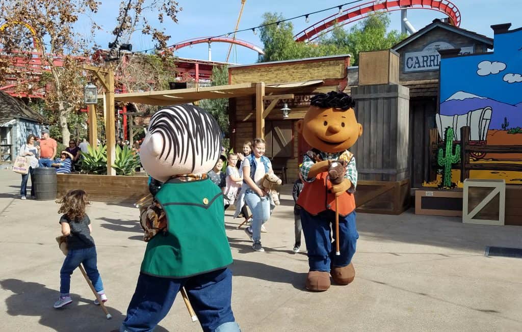 knott's peanuts celebration