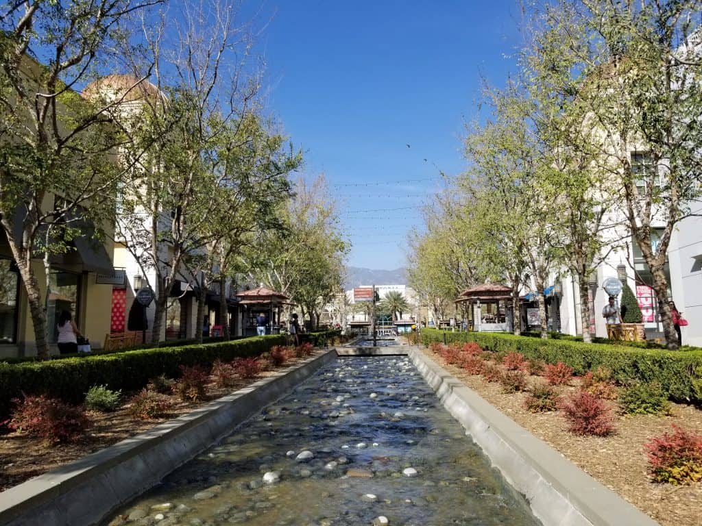 Christmas time at Victoria Gardens Mall - Rancho Cucamonga www