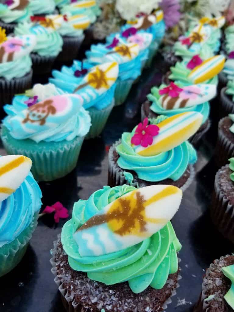 surf cupcakes 