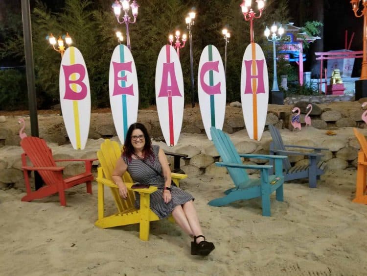 la county fair premiere party beach prop