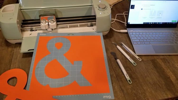 using the cricut explore air 2