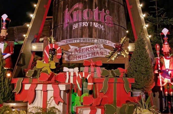 christmas at knott's berry farm