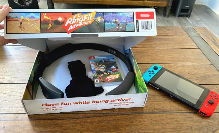 Nintendo Switch Ring Fit Adventure - fully BOXED - Contents