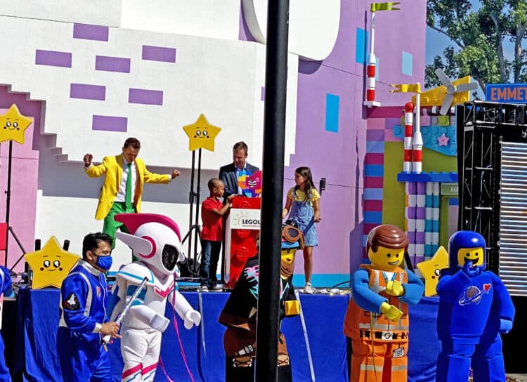 opening of lego movie world