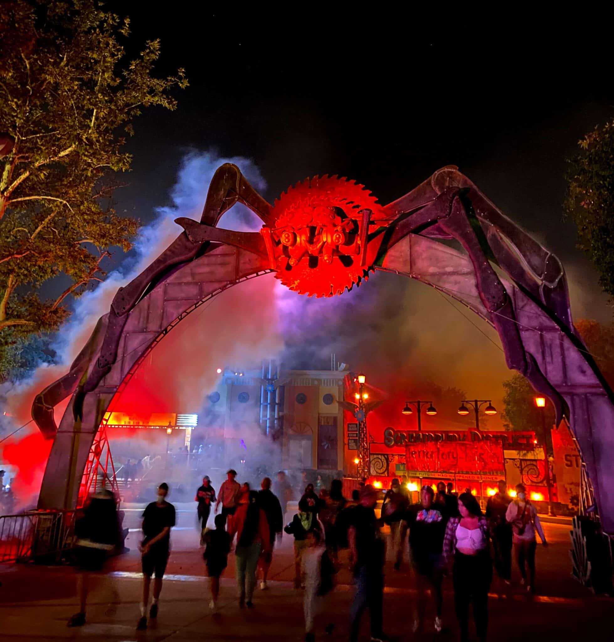 Six Flags Magic Mountain Southern California Halloween Mazes & Scares
