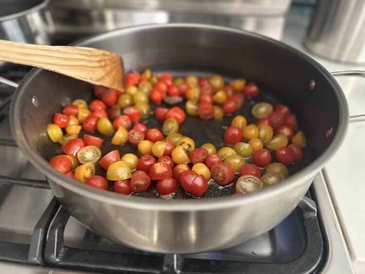 cooking tomatoes in my hex clad pan