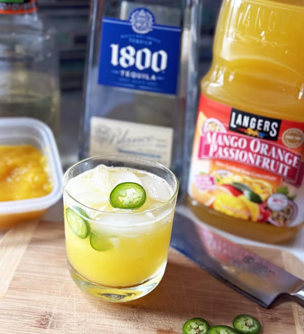 Easy Mango Margarita on the Rocks Recipe for Single Cocktails