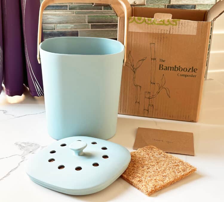 indoor composting bin for the kitchen countertop by bamboozle