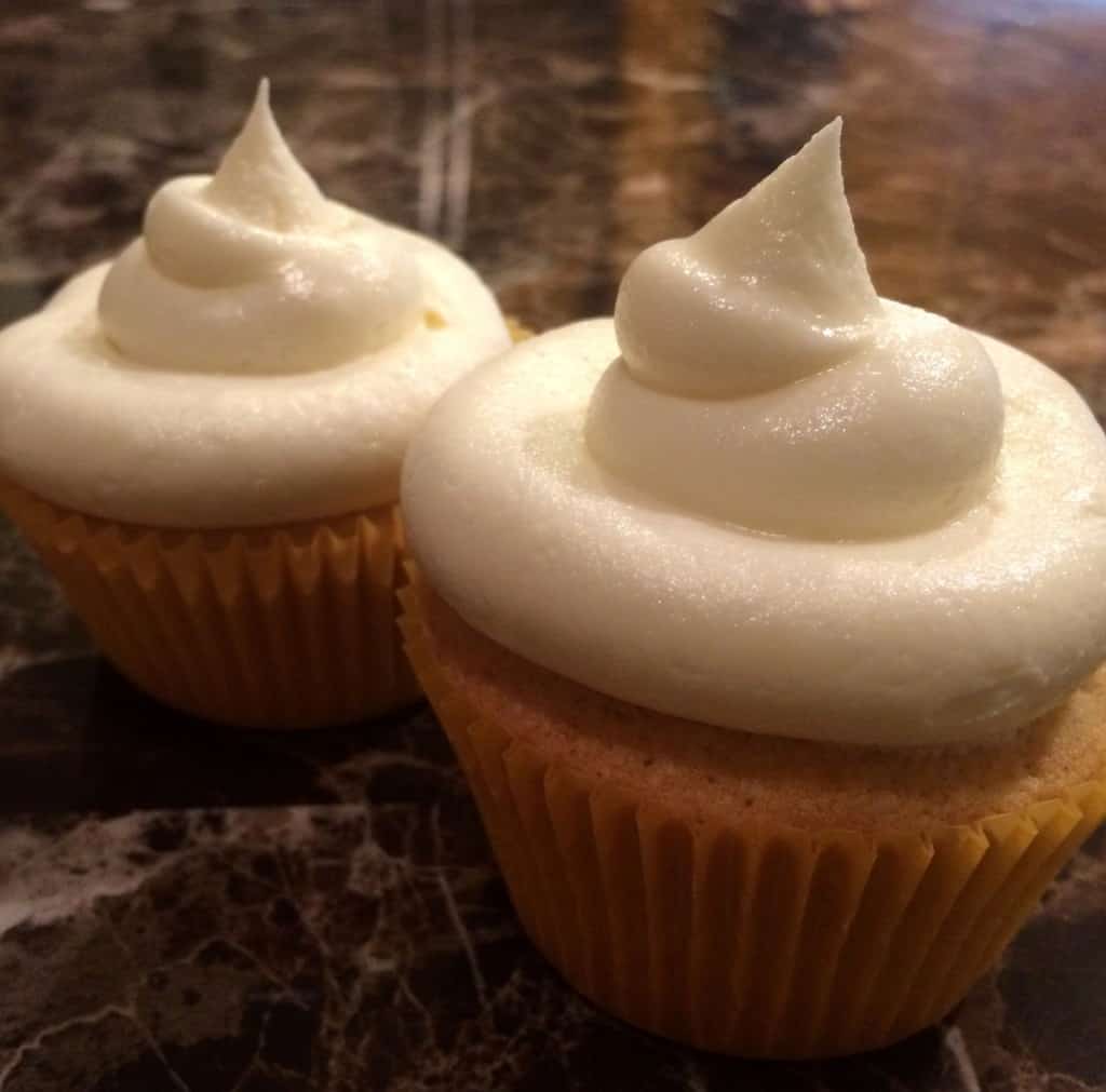 vanilla chai tea cupcake